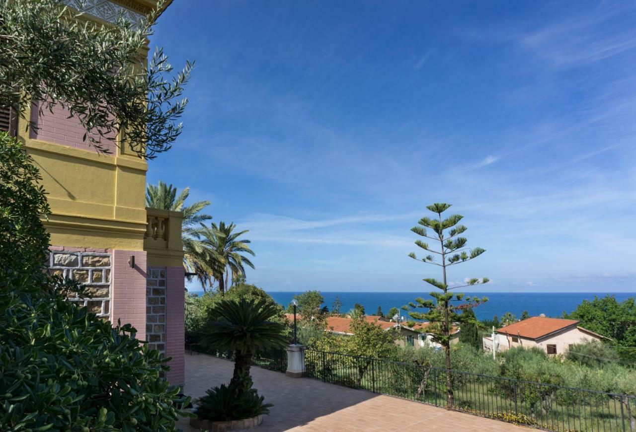 Villa Santa Lucia Чефалу Экстерьер фото