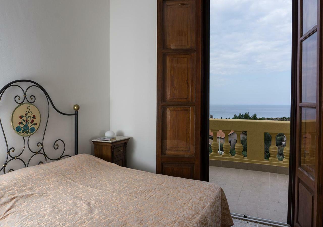 Villa Santa Lucia Чефалу Экстерьер фото
